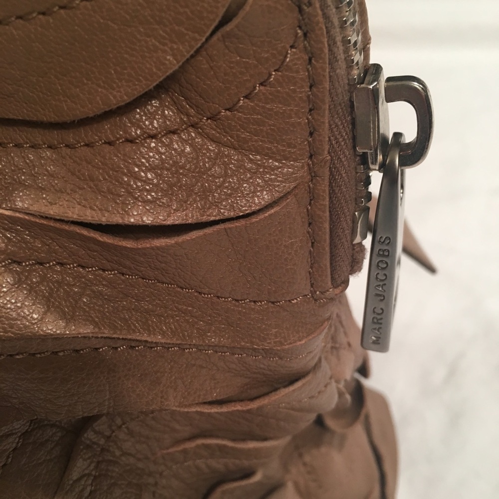 Marc Jacobs Collection Handbag - Picture 3 of 8